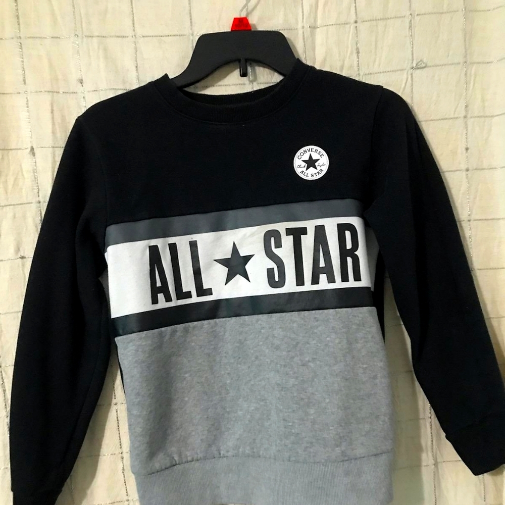 Converse Boy's M sweayshirt